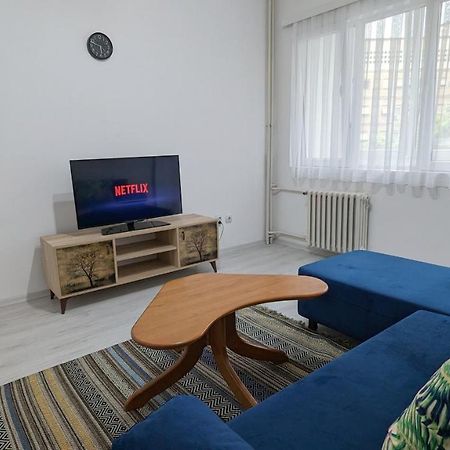 Main Square Apartment - Skopje Bagian luar foto