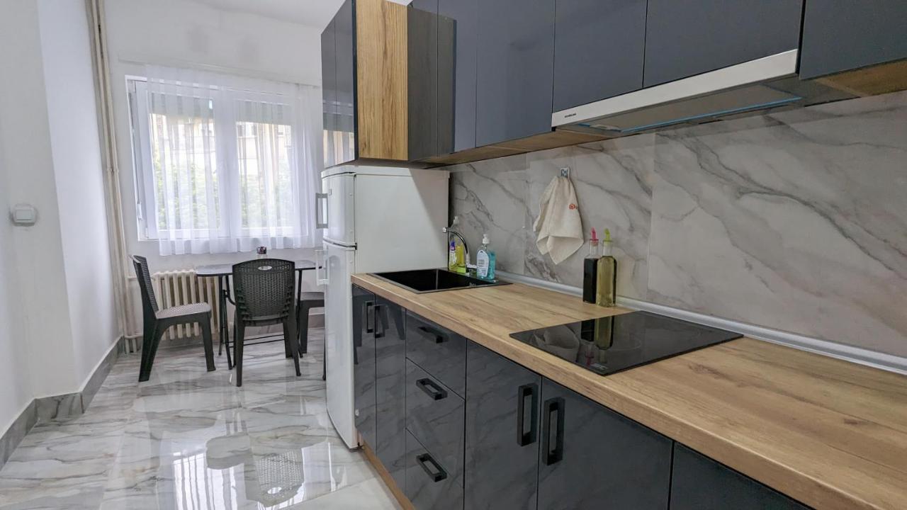 Main Square Apartment - Skopje Bagian luar foto