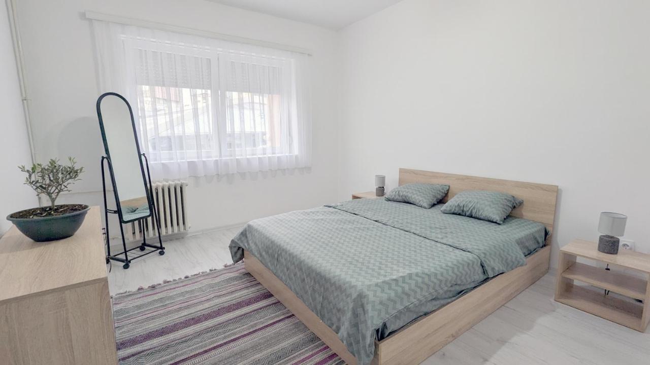Main Square Apartment - Skopje Bagian luar foto